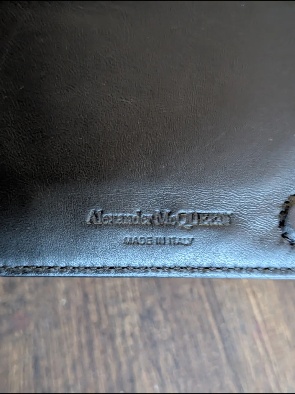 Alexander McQueen Silver Chunky Curb Chain Skull Black Leather Bifold Wallet